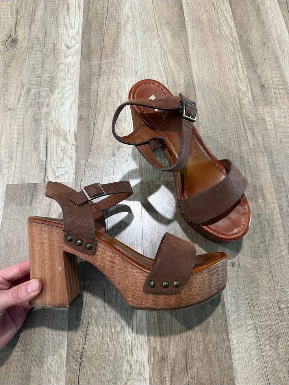 MIA brown suede